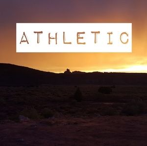 Athletic/sports wear